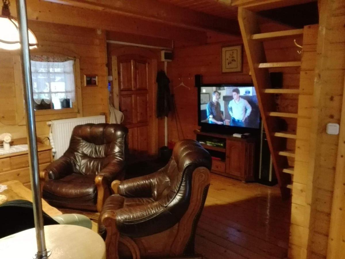 W Ogrodzie Caloroczny 800m Od Parku Wodnego Suntago Ranczo Gold Mania Holiday home